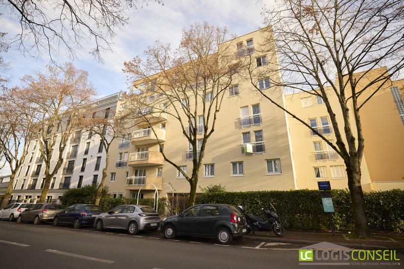 Appartement - 83 m² - 4 pièces