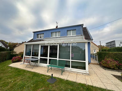 Maison - 162 m² - 7 pièces