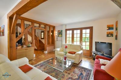 Maison - 187 m² - 7 pièces