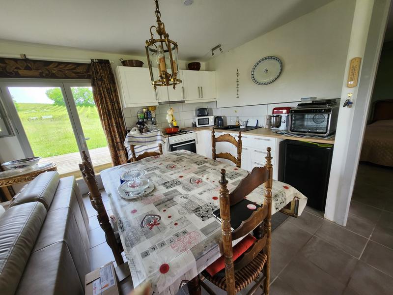 Maison traditionnelle - 263 m² - 13 pièces