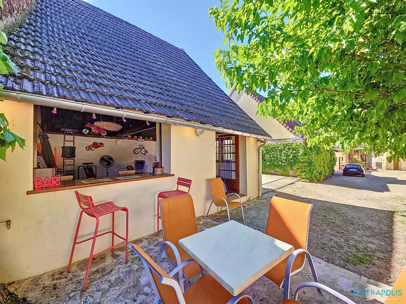 Maison ancienne - 304 m² - 9 pièces