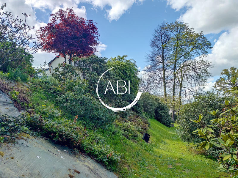 Maison traditionnelle - 164 m² - 6 pièces