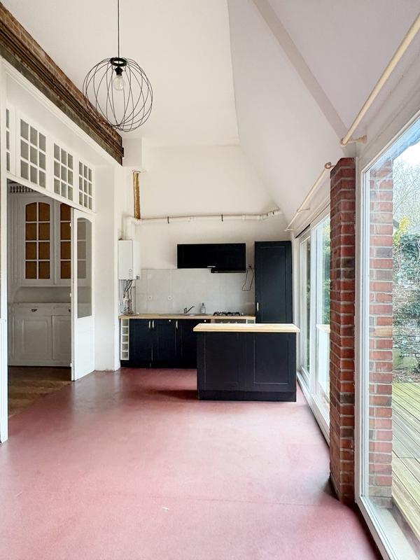 Appartement - 75 m² - 3 pièces