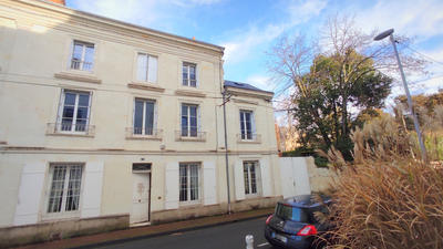 Maison - 196 m² - 7 pièces