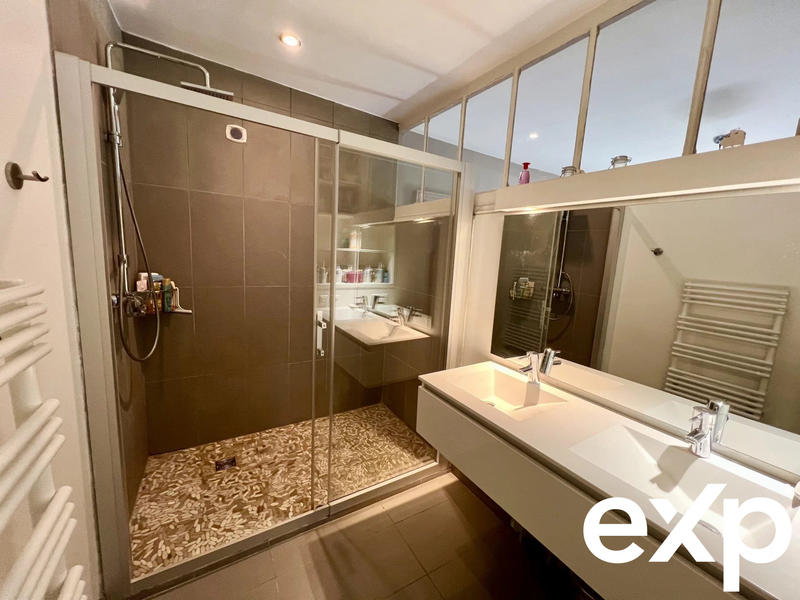 Maison - 172 m² - 6 pièces