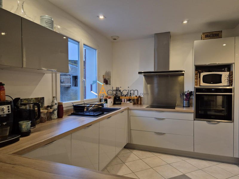 Maison - 105 m² - 5 pièces