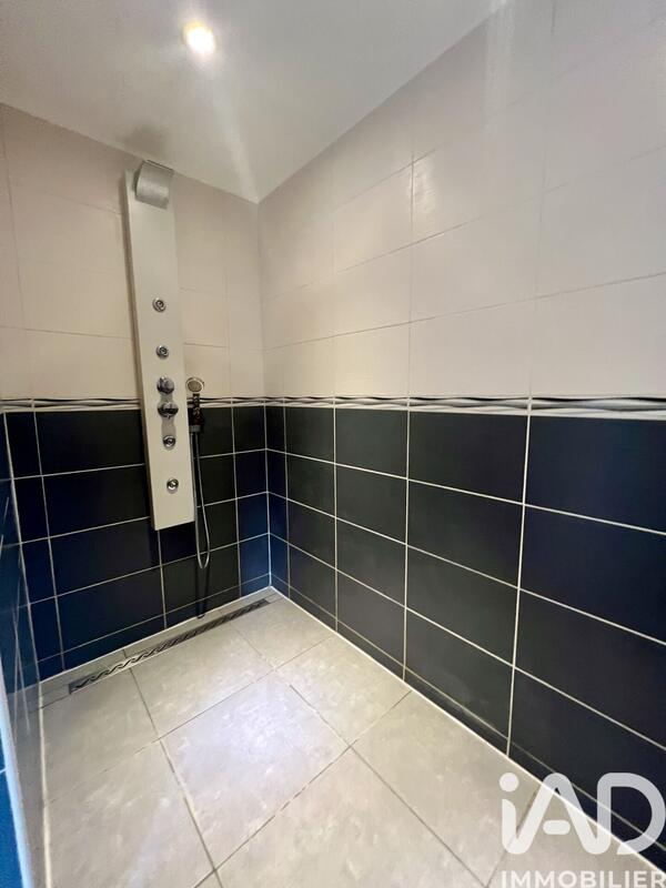 Maison de village - 127 m² - 6 pièces