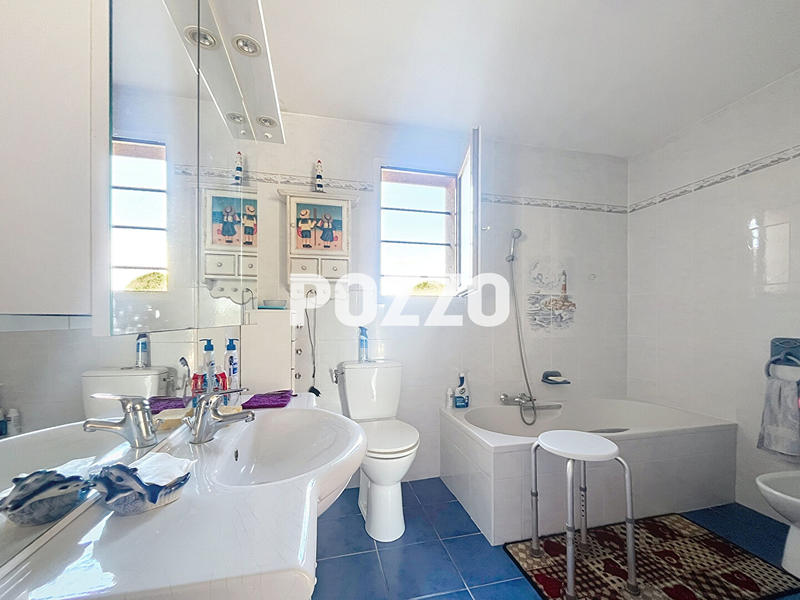 Maison - 130 m² - 6 pièces