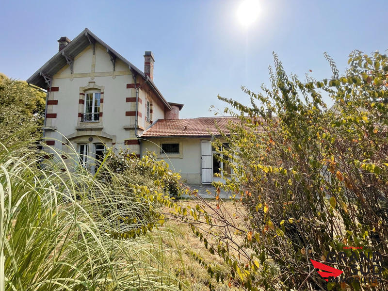 Maison - 160 m² - 5 pièces