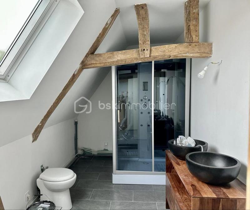 Corps de ferme - 170 m² - 7 pièces