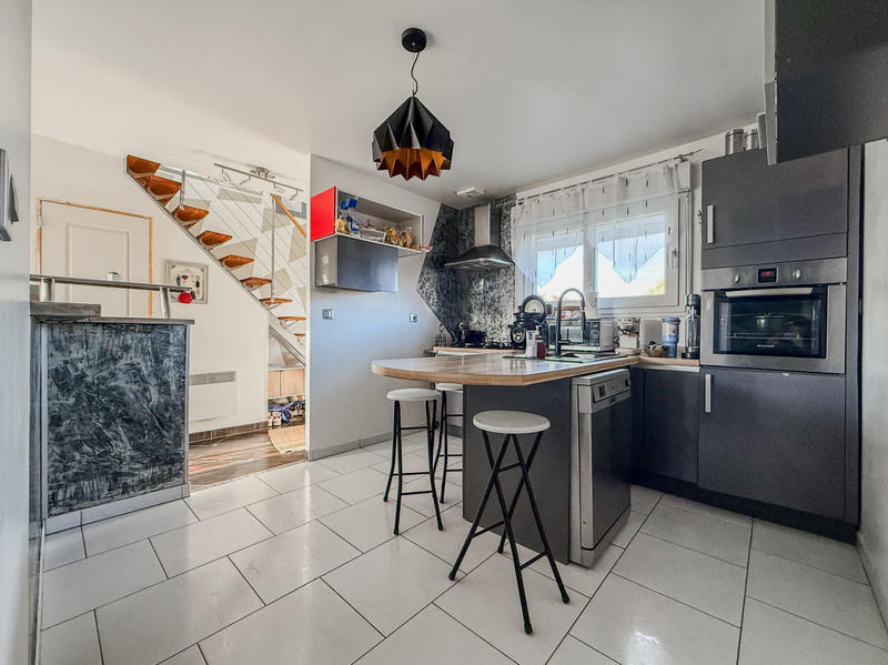 Maison - 125 m² - 5 pièces