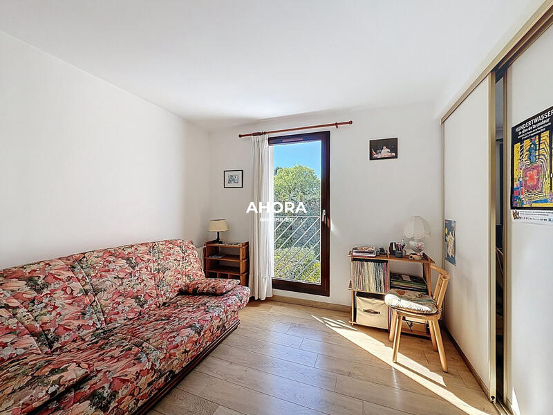 Appartement - 82 m² - 4 pièces