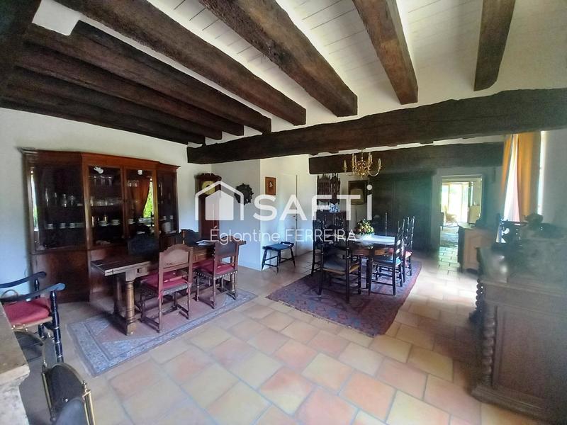 Propriété - 451 m² - 12 pièces