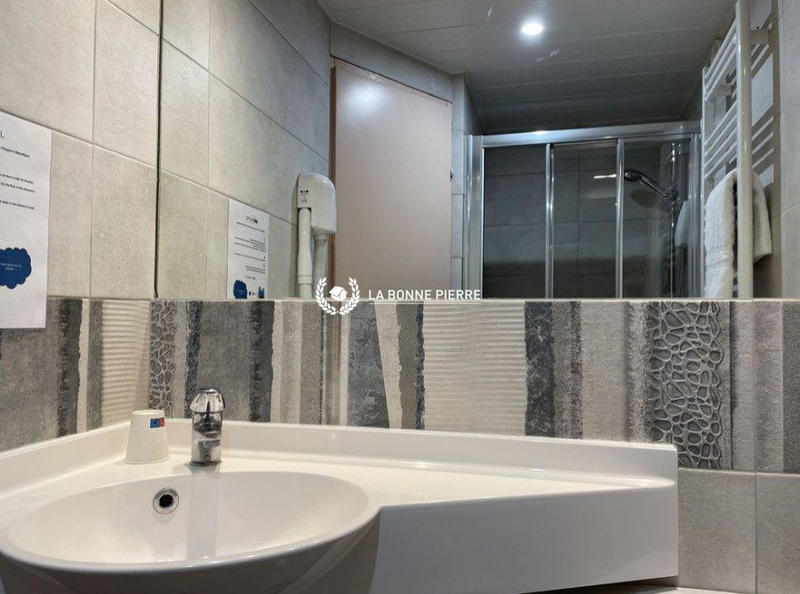 Local commercial - 850 m²