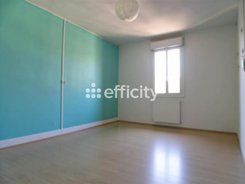 Maison - 209 m² - 10 pièces