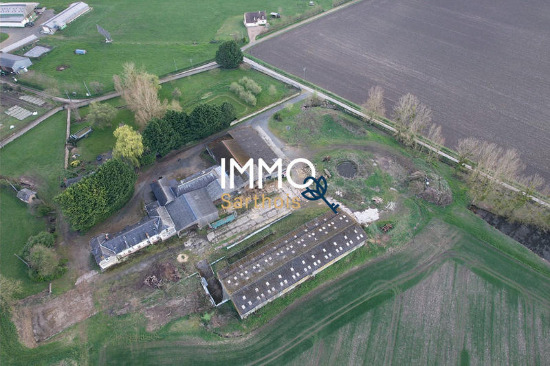 Maison ancienne - 216 m² - 7 pièces