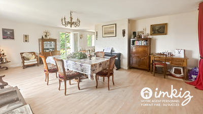 Maison - 140 m² - 5 pièces