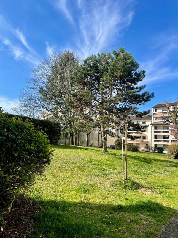 Studio - 28 m² - 1 pièce