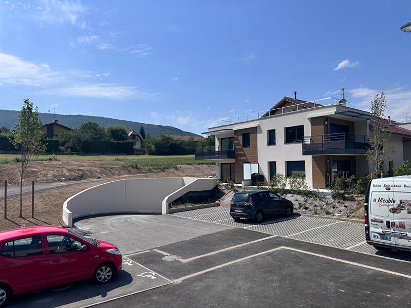 Appartement - 83 m² - 4 pièces