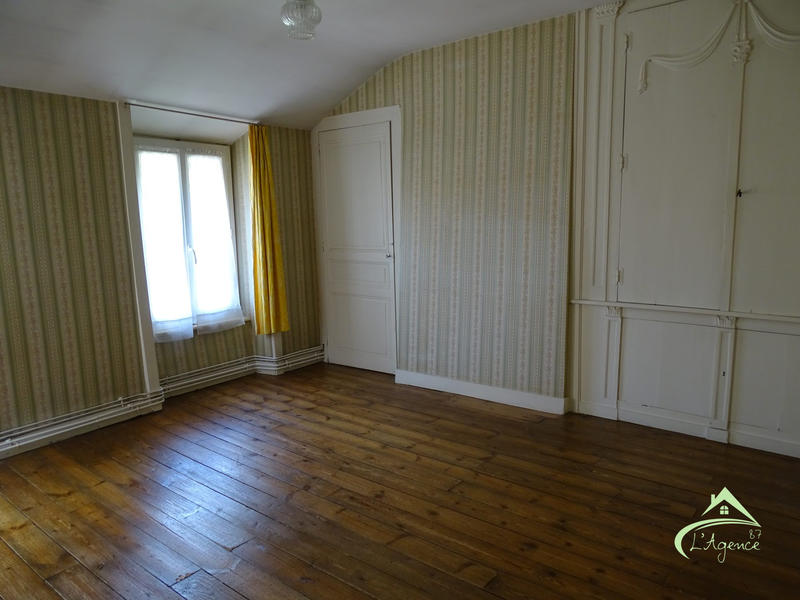Maison ancienne - 240 m² - 11 pièces