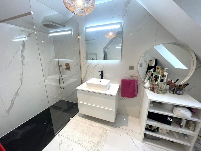 Maison ancienne - 259 m² - 8 pièces