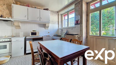 Maison traditionnelle - 127 m² - 7 pièces