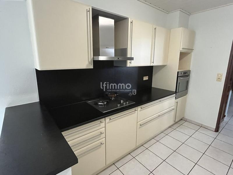 Maison - 186 m² - 7 pièces