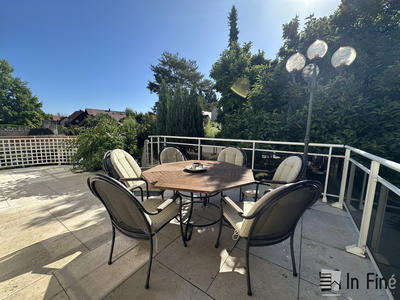 Appartement - 146 m² - 5 pièces