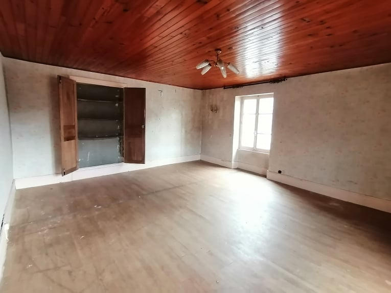 Maison - 110 m² - 6 pièces