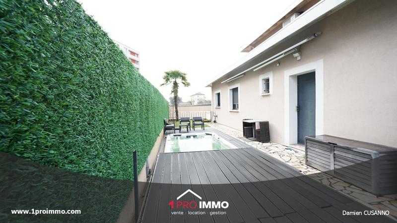 Maison - 105 m² - 5 pièces