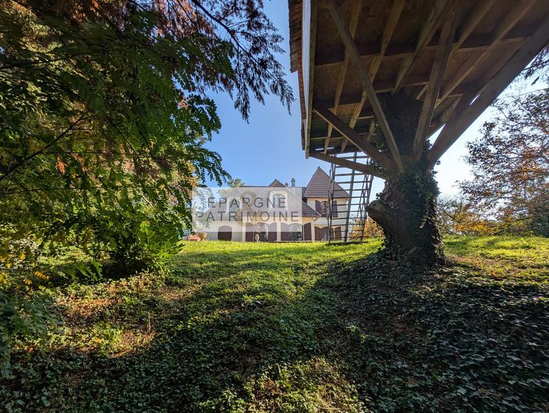 Maison traditionnelle - 203 m² - 9 pièces