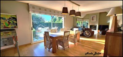 Maison - 150 m² - 5 pièces