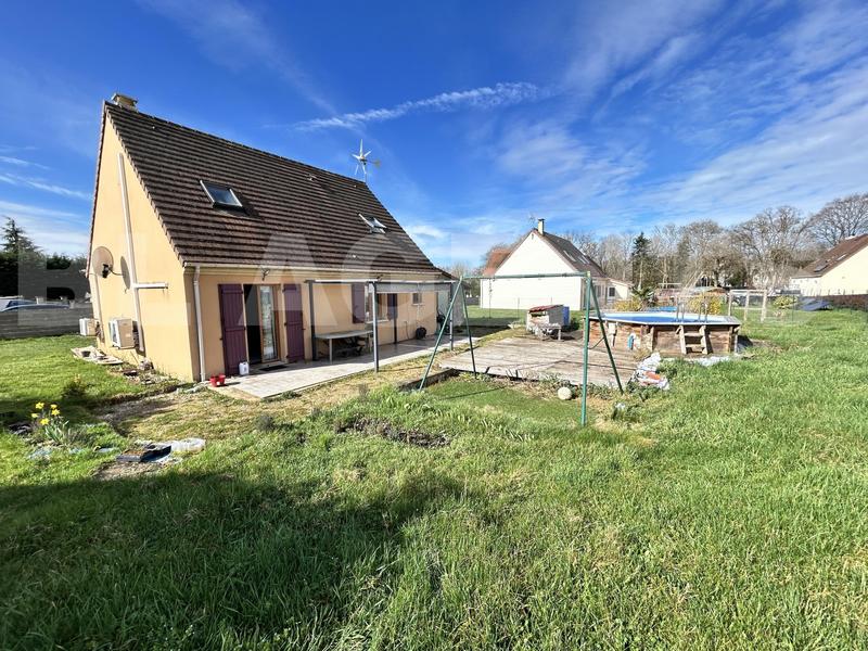 Maison - 111 m² - 6 pièces