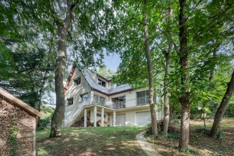 Maison - 186 m² - 8 pièces