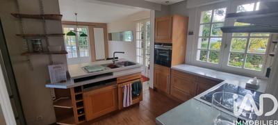 Maison - 170 m² - 7 pièces