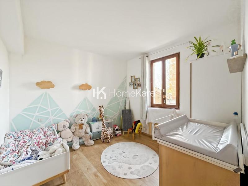 Maison de ville - 100 m² - 5 pièces