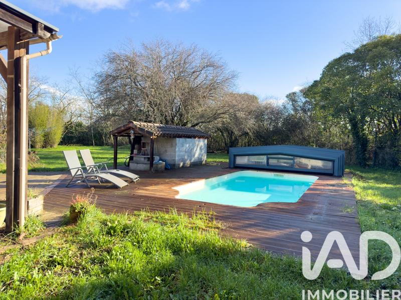 Maison - 140 m² - 3 pièces