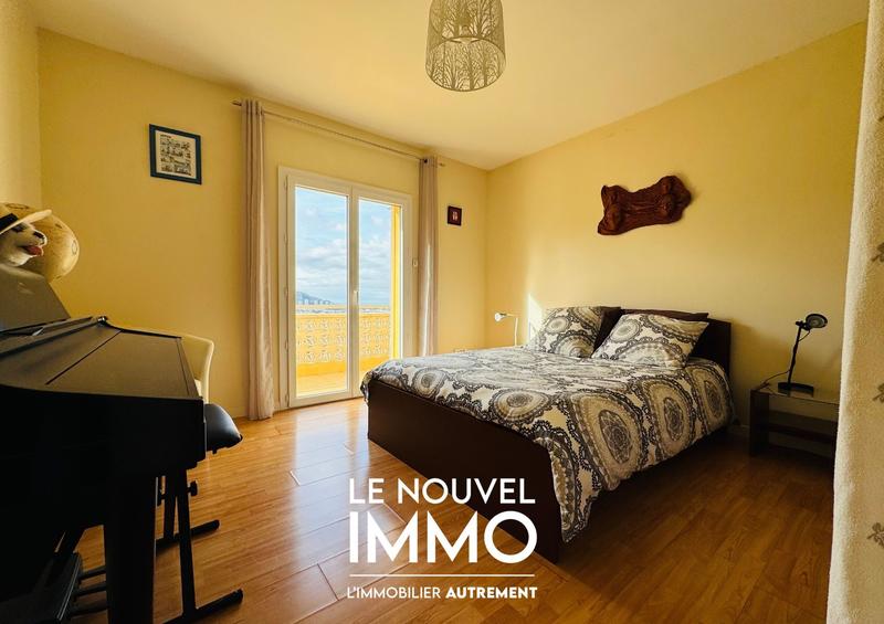 Villa - 250 m² - 7 pièces