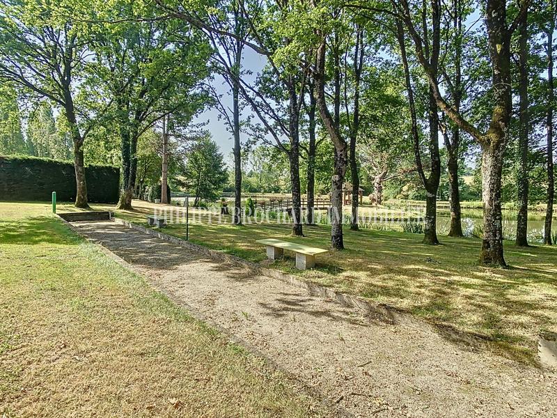 Terrain de loisirs - 9 940 m²