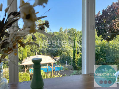 Maison - 200 m² - 8 pièces