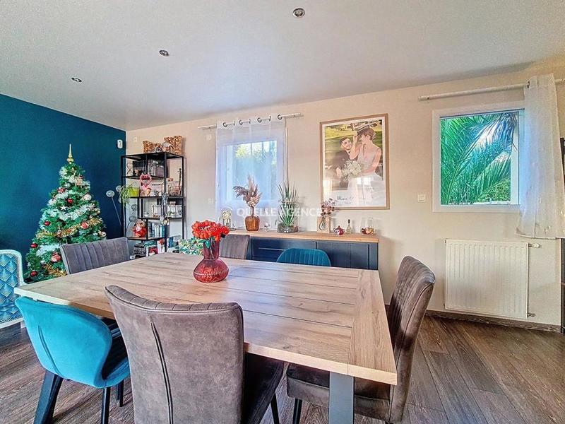 Maison - 90 m² - 5 pièces