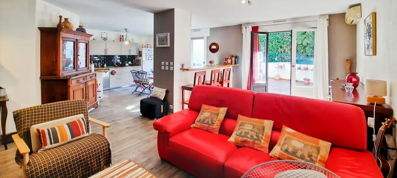 Appartement - 83 m² - 3 pièces