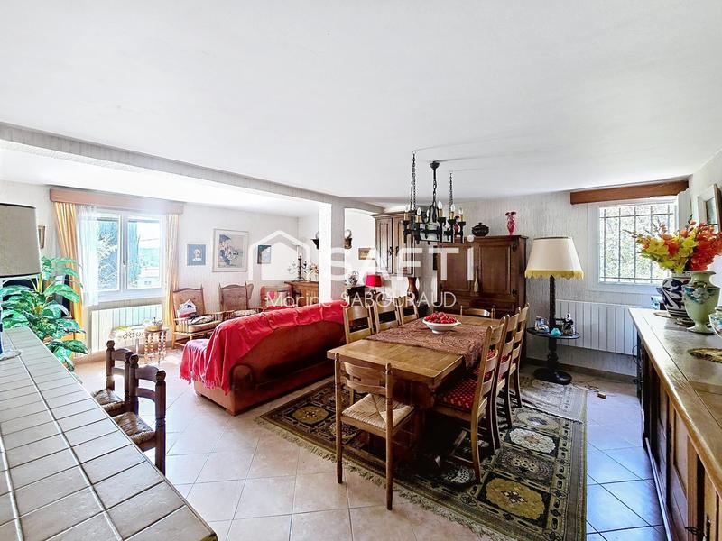 Maison - 158 m² - 5 pièces