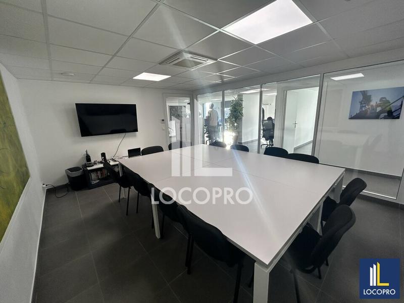 Bureau - 128 m²