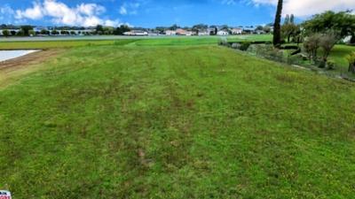 Terrain constructible - 2 200 m²