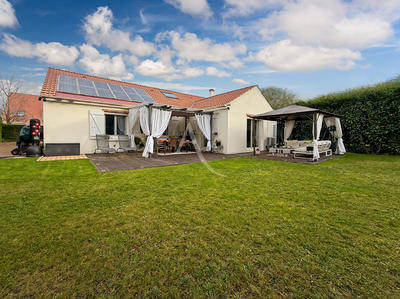 Maison - 120 m² - 6 pièces