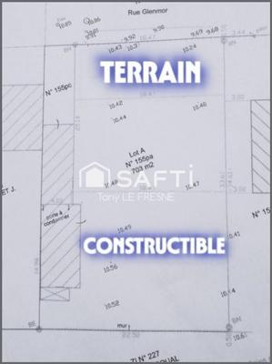 Terrain - 703 m²