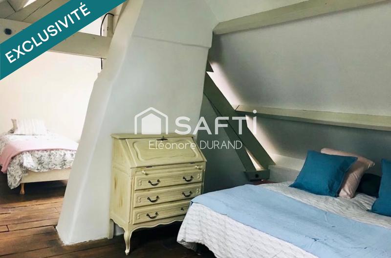 Maison - 215 m² - 8 pièces