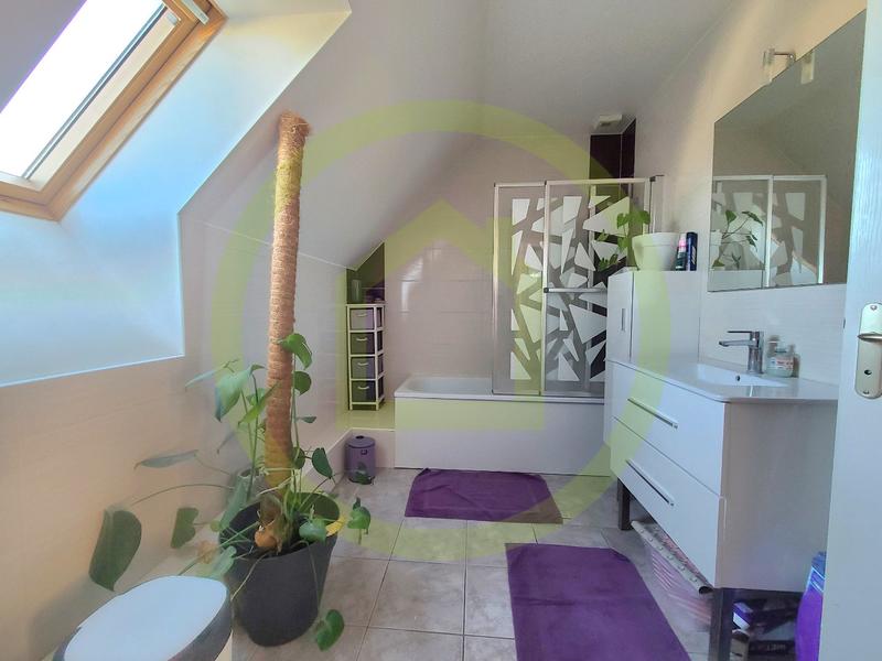 Maison - 81 m² - 4 pièces