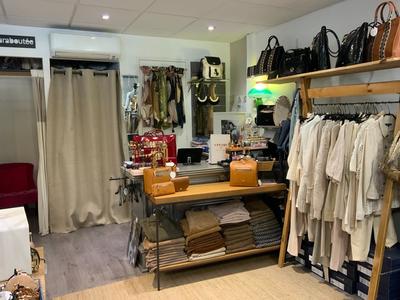 Fonds de commerce - 44 m²